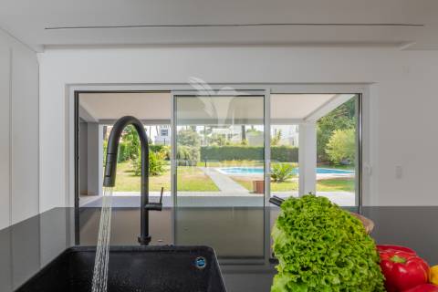 Moradia v4 - herdade da aroeira