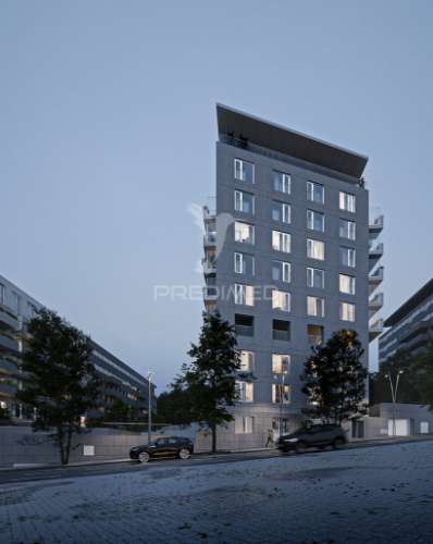 Apartamento t2 antas em construção com garagem e varanda