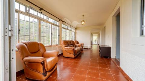 Moradia em câmara de lobos ilha da madeira