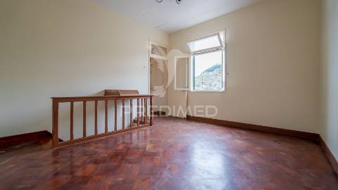 Moradia em câmara de lobos ilha da madeira