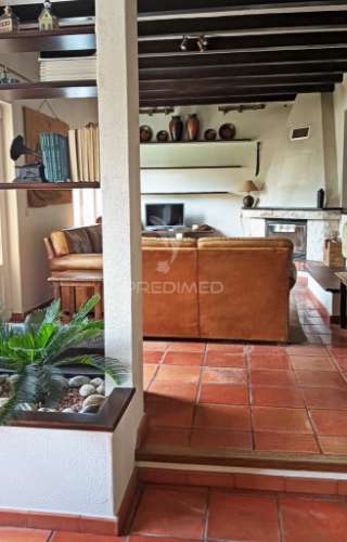 Moradia com piscina em santarém