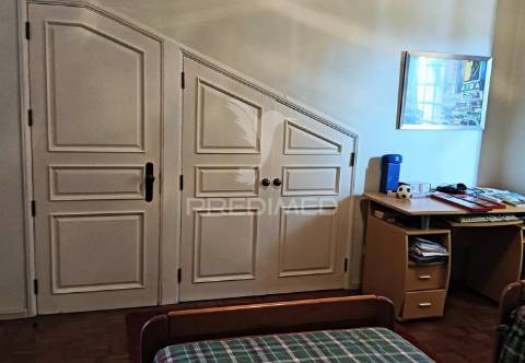 Moradia com piscina em santarém