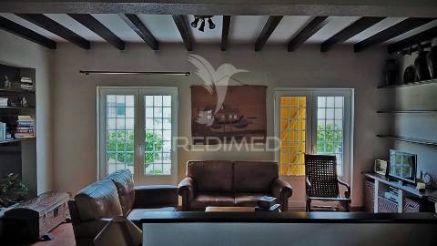 Moradia com piscina em santarém