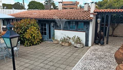 Moradia com piscina em santarém