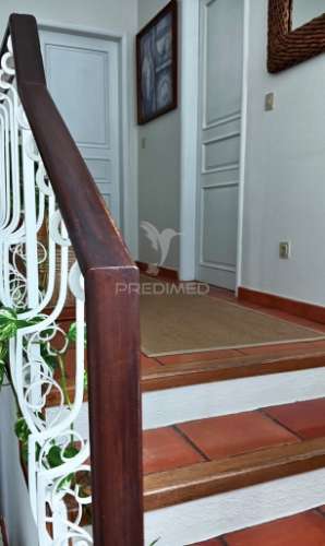 Moradia com piscina em santarém