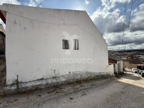 Moradia t3 em amiais de baixo – o refúgio perfeito entre o campo e a cidade!