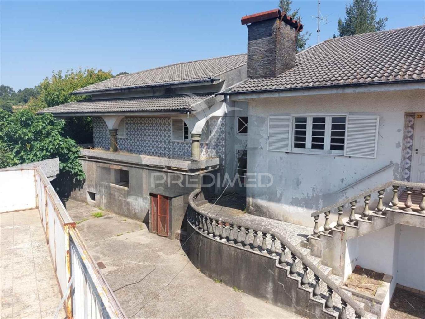 Moradia t4 com anexos e armazém | vila maior, canedo