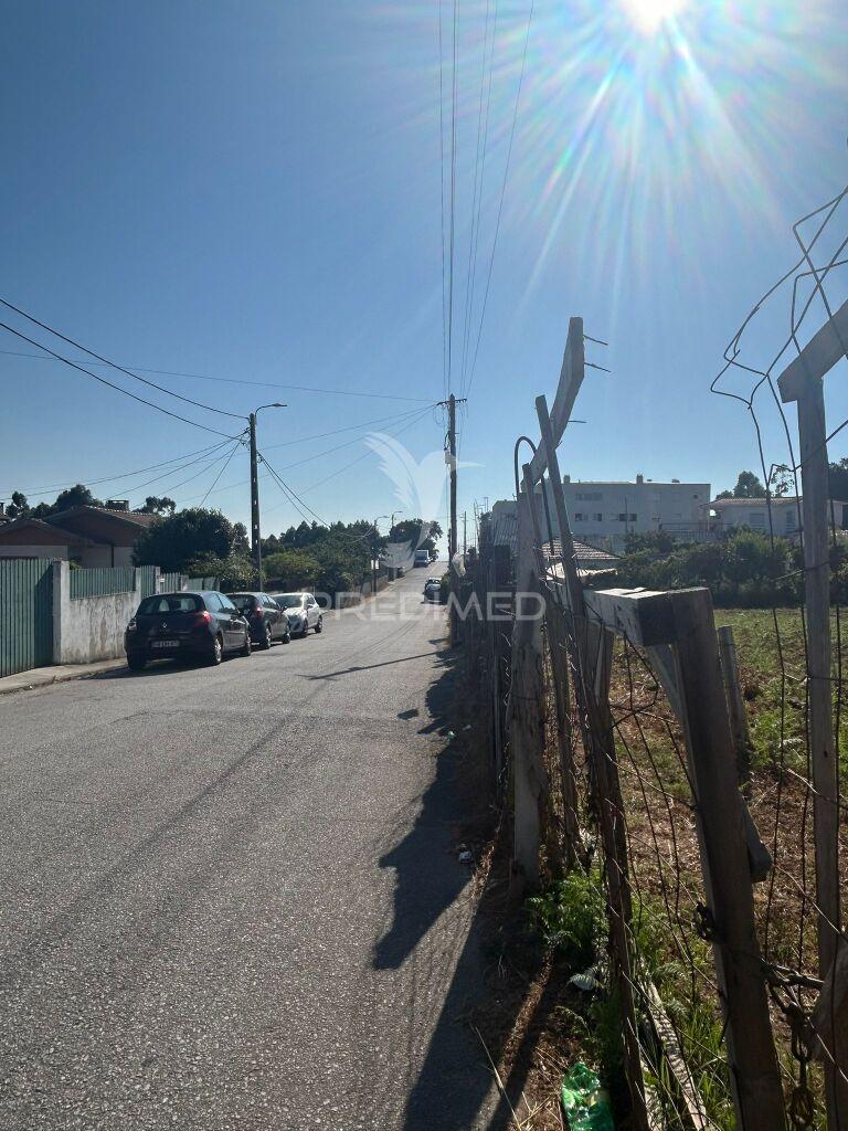 ? oportunidade única em mafamude – terreno para loteamento junto à praia da madalena! ?