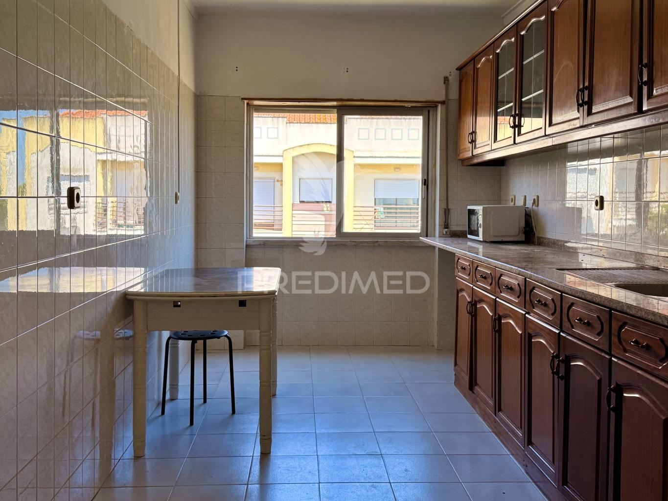 Apartamento t3 com 110 m² casal do marco