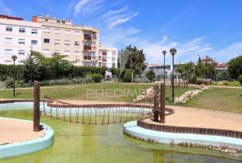 Apartamento t1+1 com terraço