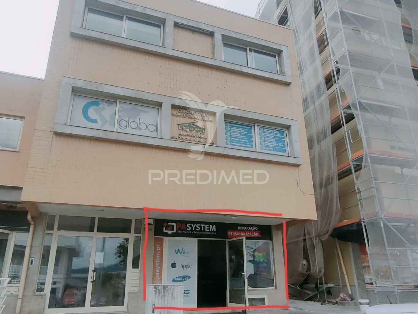 Loja comercial nas caldas das taipas