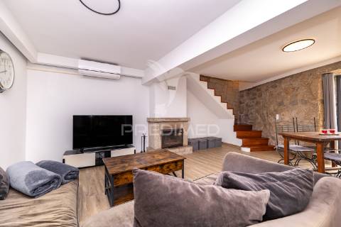 Moradia t2 remodelada (amares centro)