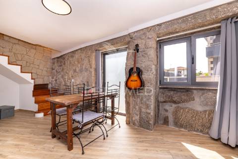 Moradia t2 remodelada (amares centro)