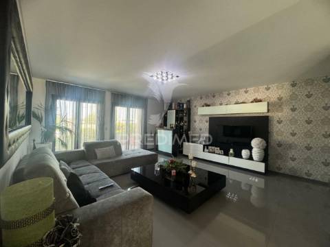 Moradia t3 c/piscina em são clemente de sande - guimarães