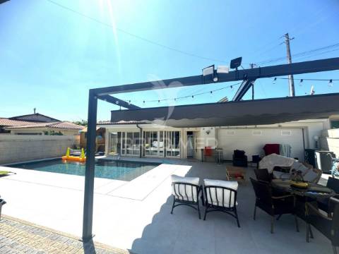 Moradia t3 c/piscina em são clemente de sande - guimarães