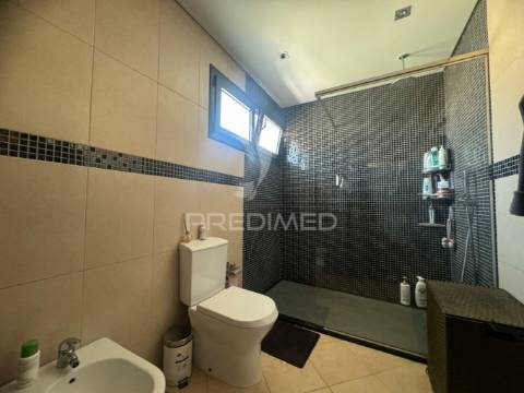 Moradia t3 c/piscina em são clemente de sande - guimarães