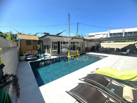 Moradia t3 c/piscina em são clemente de sande - guimarães