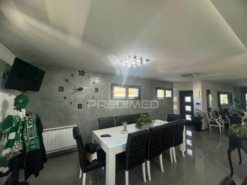 Moradia t3 c/piscina em são clemente de sande - guimarães