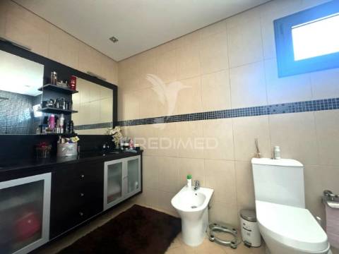 Moradia t3 c/piscina em são clemente de sande - guimarães