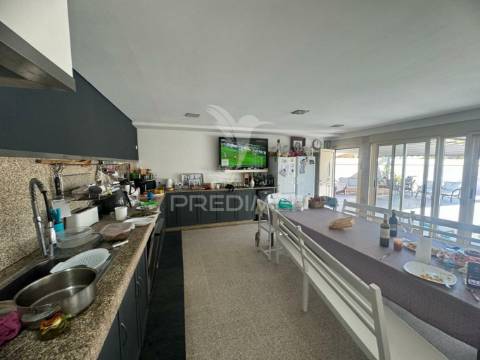 Moradia t3 c/piscina em são clemente de sande - guimarães