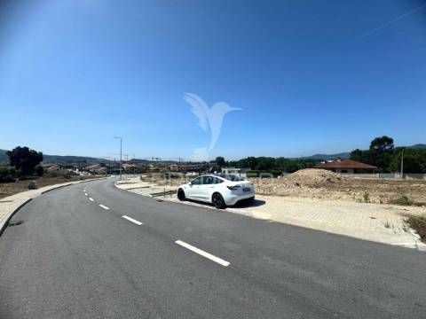 Terreno com projeto aprovado para moradia individual térrea