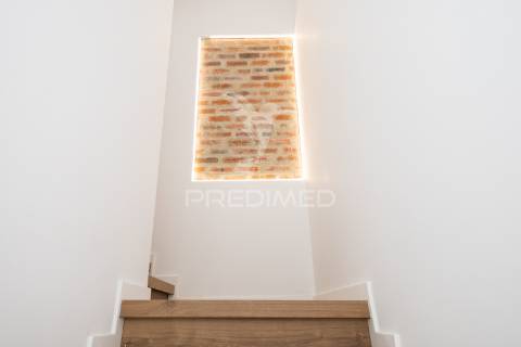 Moradia nova t4 equipada, jardim 500m2