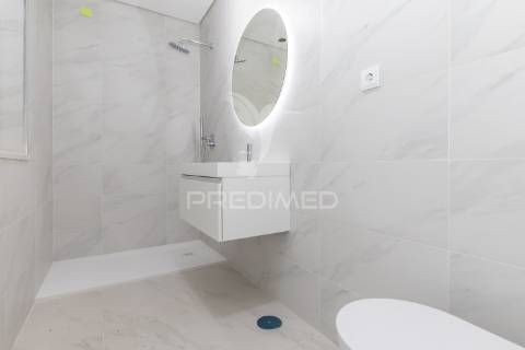 Moradia nova t4 equipada, jardim 500m2