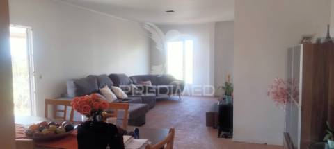 Terreno rustico com  casa habitável