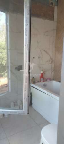 Terreno rustico com  casa habitável