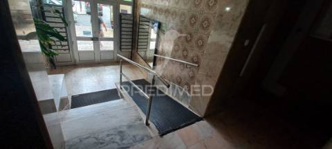 Apartamento t3 centro de agualva - cacém