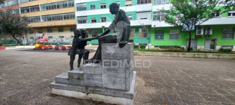 Apartamento t3 centro de agualva - cacém