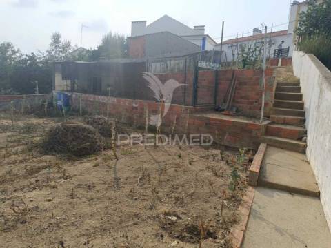 Terreno urbano para construção