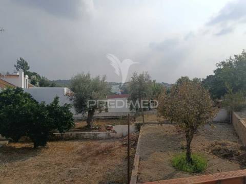 Terreno urbano para construção