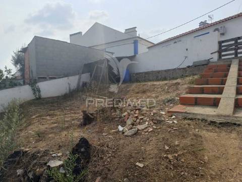 Terreno urbano para construção