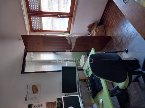 T6, cova da piedade, 222m2 úteis, investimento