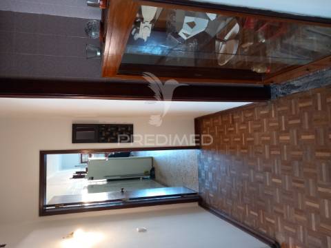 T6, cova da piedade, 222m2 úteis, investimento