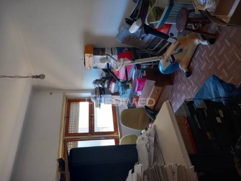 T6, cova da piedade, 222m2 úteis, investimento