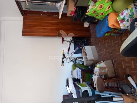 T6, cova da piedade, 222m2 úteis, investimento