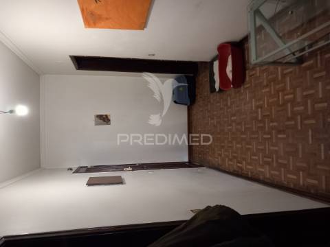 T6, cova da piedade, 222m2 úteis, investimento