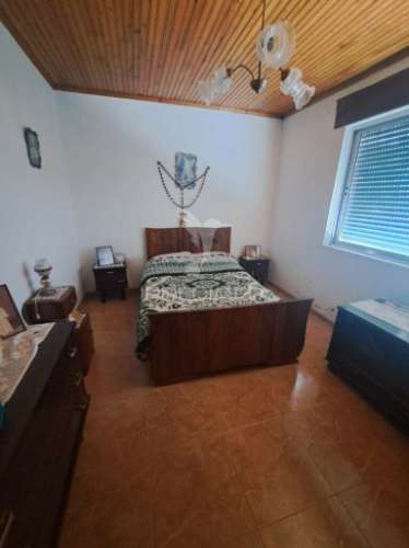 Moradia com espaço comercial - biscoitos