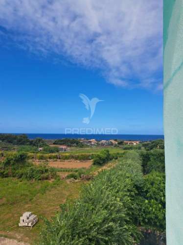 Moradia com espaço comercial - biscoitos