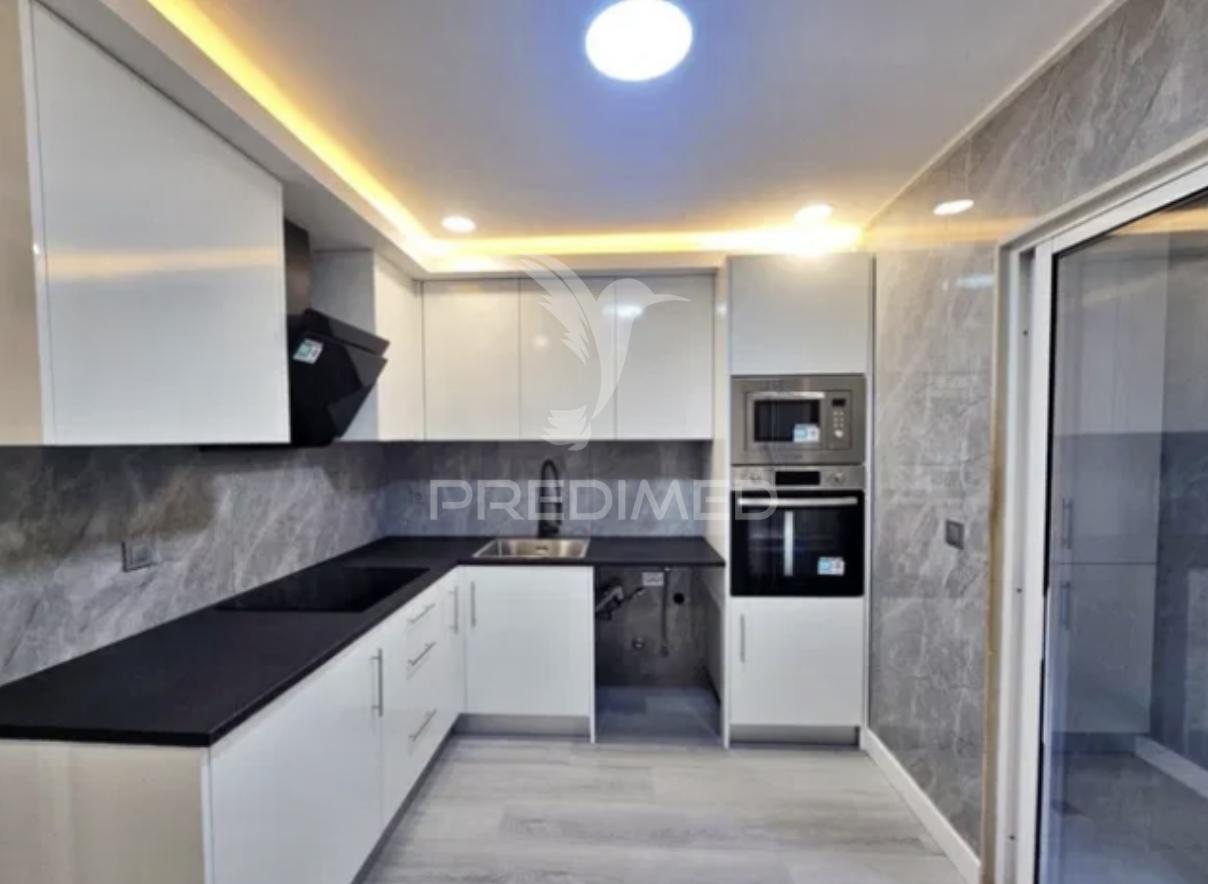 Apartamento t3 totalmente remodelado em rio tinto – pronto a entrar!