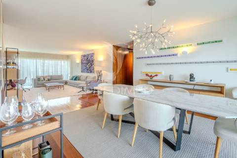 Excelente apartamento t4 – 280 m²  condomínio de luxo sky restelo