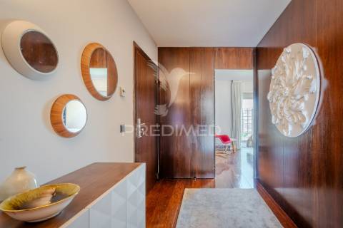 Excelente apartamento t4 – 280 m²  condomínio de luxo sky restelo