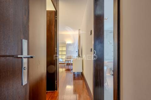 Excelente apartamento t4 – 280 m²  condomínio de luxo sky restelo