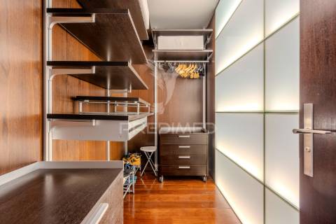 Excelente apartamento t4 – 280 m²  condomínio de luxo sky restelo