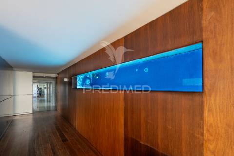 Excelente apartamento t4 – 280 m²  condomínio de luxo sky restelo