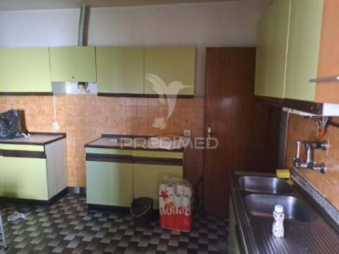 Moradia t4 / bragança