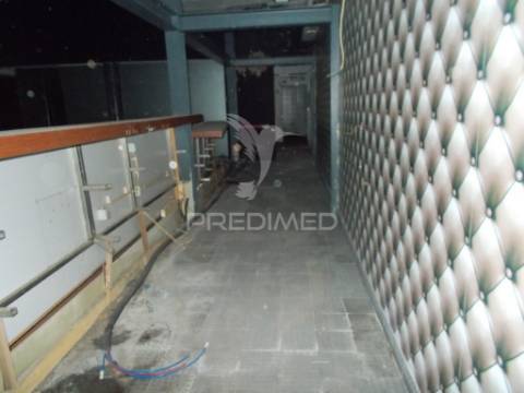 Comercio/loja / aveiro , aradas