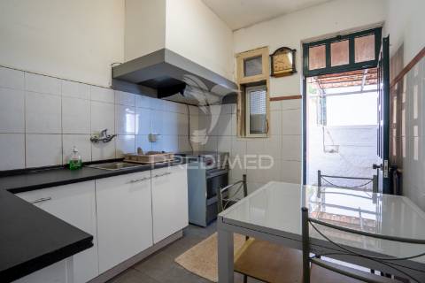 Moradia térrea t3, na periferia do funchal